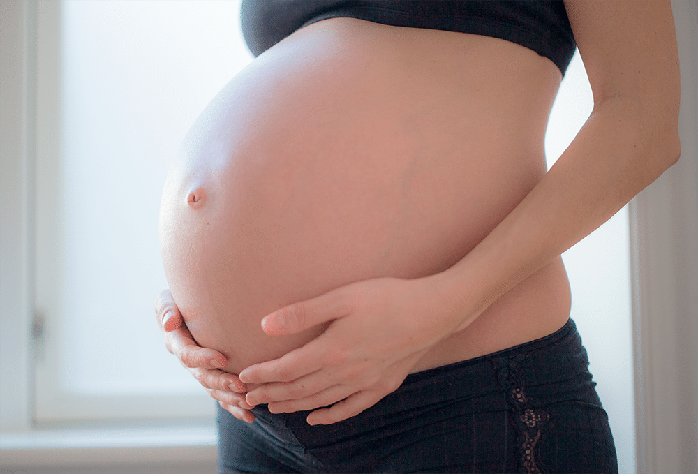 gravidmassage behandling af gravid kvinde